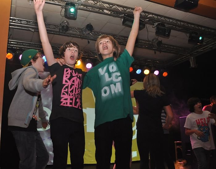 Junge Party im Klubhaus