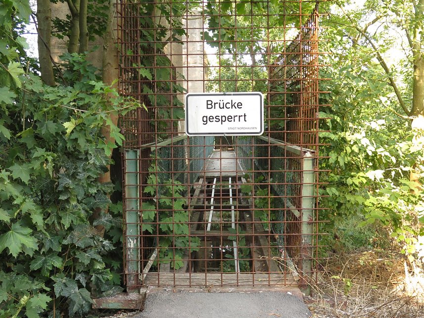 Solange es noch gen&uuml;gend Sperrschilder gibt... 