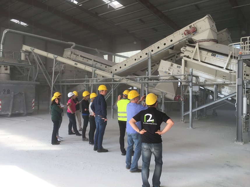 Exkursion des Forscherteams der Hochschule Nordhausen zur Mitteldeutschen Umwelt- und Entsorgung GmbH in Gro&szlig;p&ouml;sna