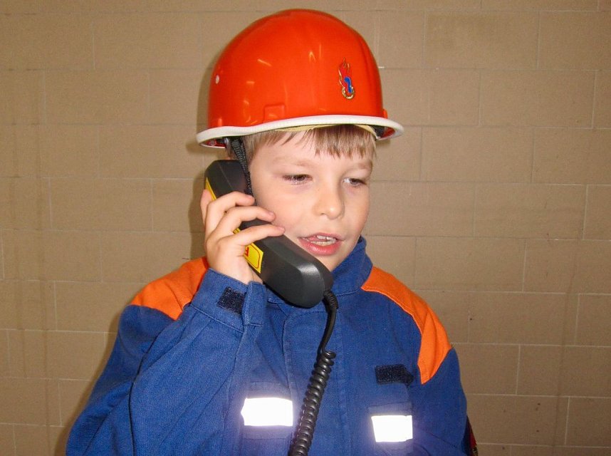 Nachwuchsbrandsch&uuml;tzer erfolgreich gepr&uuml;ft 