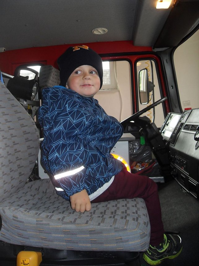 Besuch von Feuerwehr und Polizei