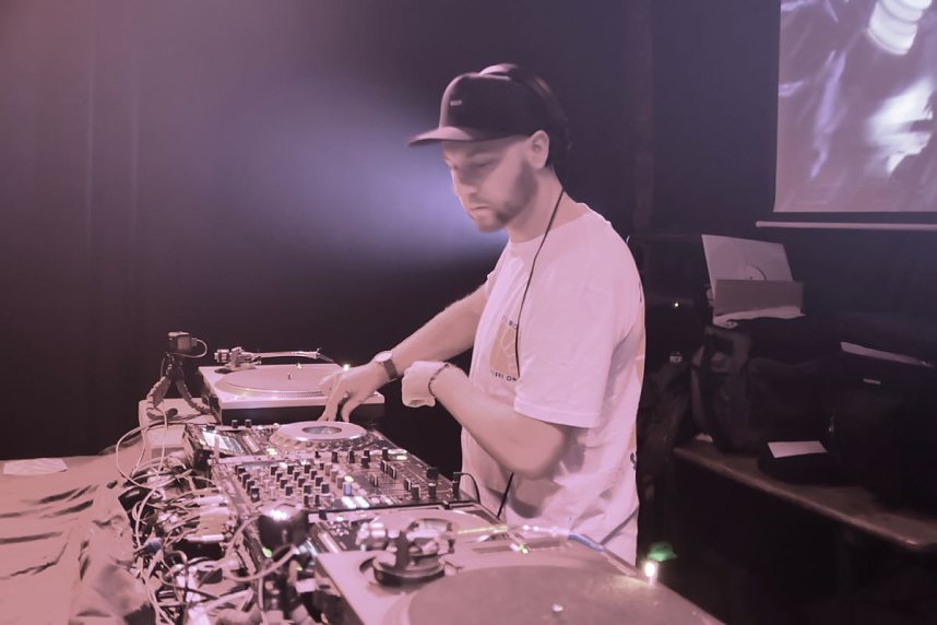 United Flash in der Destille