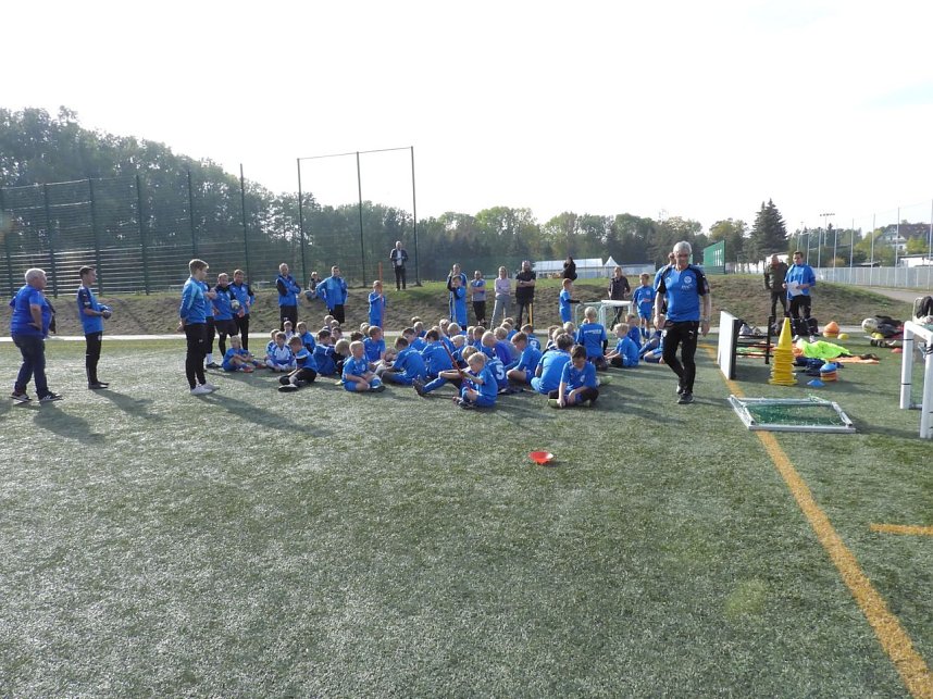 Tolle Stimmung beim Fu&szlig;ball-Ferien-Camp