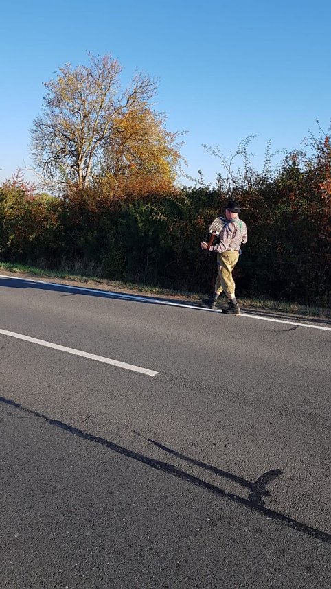 Buntes Treiben zum Kirmesumzug in Kleinwerther