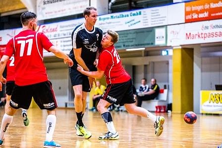 M&auml;nner mit ersten Heimsieg