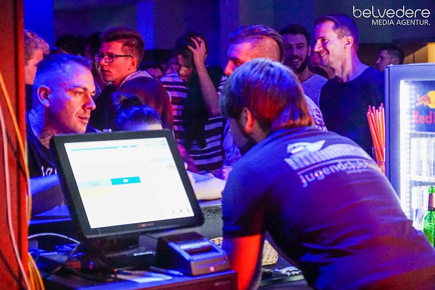 Party im Jugendclubhaus in Nordhausen - der Samstag