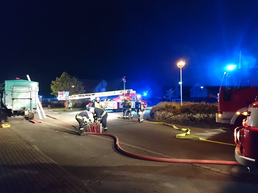 Proben f&uuml;r den Ernstfall: Feuerwehrausbildung in Neustadt