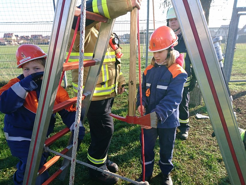 Fr&uuml;h &uuml;bt sich, wer ein L&ouml;schmeister werden will