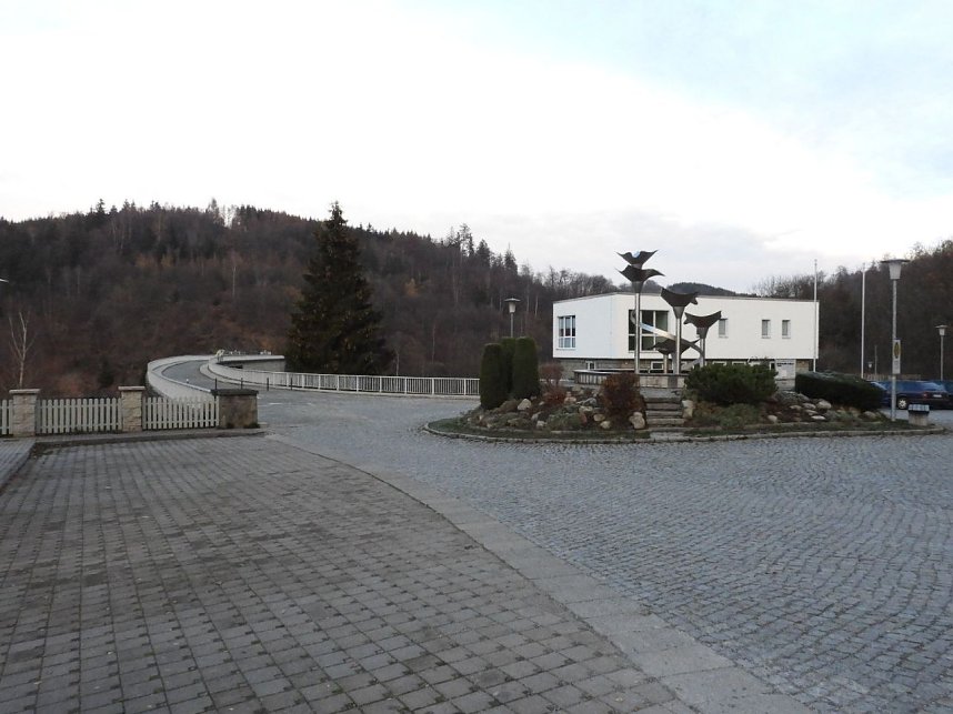 Wenig Wasser in der Talsperre