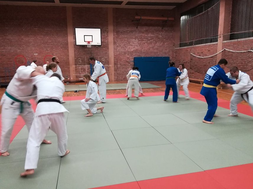 Erfolgreiche G&uuml;rtelpr&uuml;fung