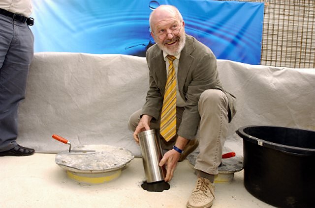 Grundsteinlegung f&uuml;r Wasserwerk