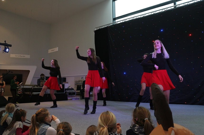 Singen, tanzen, spielen in der Skoda-Autowelt