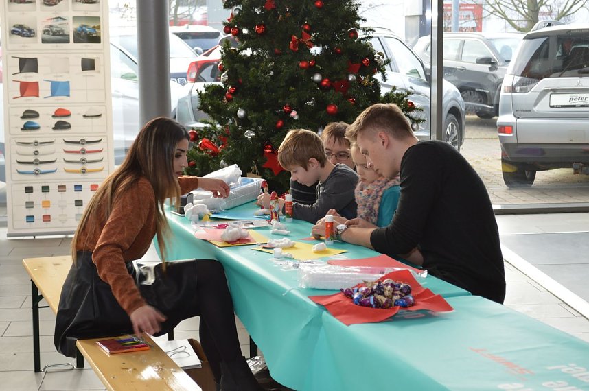 Neues Autohaus er&ouml;ffnet