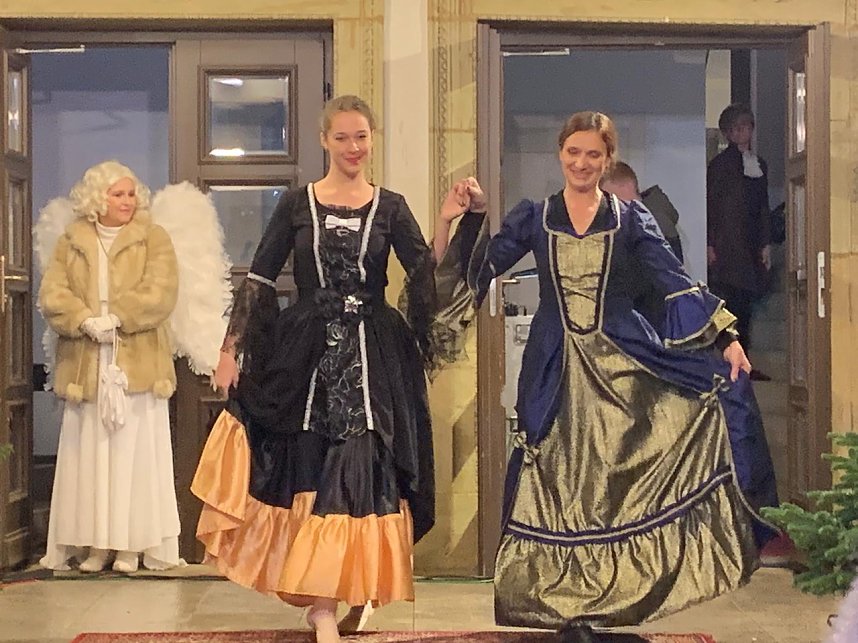 Das Jahr 2018 l&auml;sst das Tanzstudio Radeva wieder traditionell mit dem Ballettm&auml;rchen ausklingen und verspricht allen Zuschauern eine wundersch&ouml;ne Auff&uuml;hrung.