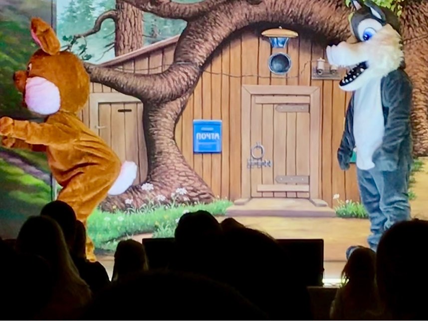 "Mascha und der B&auml;r" in Sundhausen