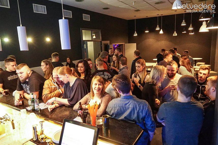 Party im Jugendclubhaus in Nordhausen - der Samstag