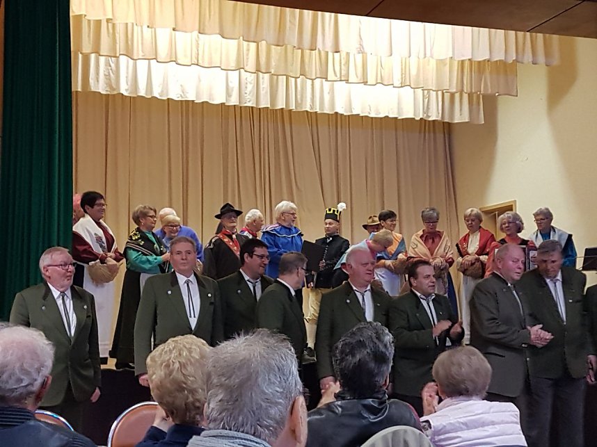 Gro&szlig;er Heimatabend in Neustadt