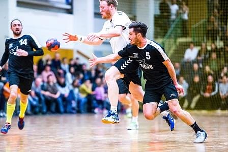 NSV-Handballer gewinnen Spitzenspiel