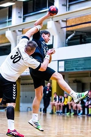 NSV-Handballer gewinnen Spitzenspiel