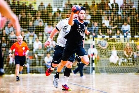 NSV-Handballer gewinnen Spitzenspiel