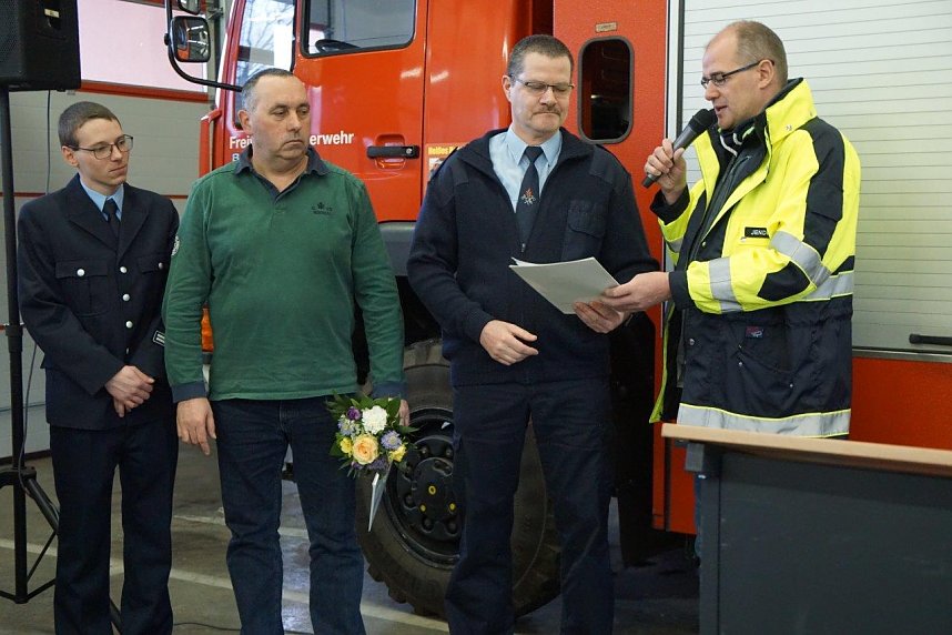 Fahrzeug&uuml;bergabe in Ellrich