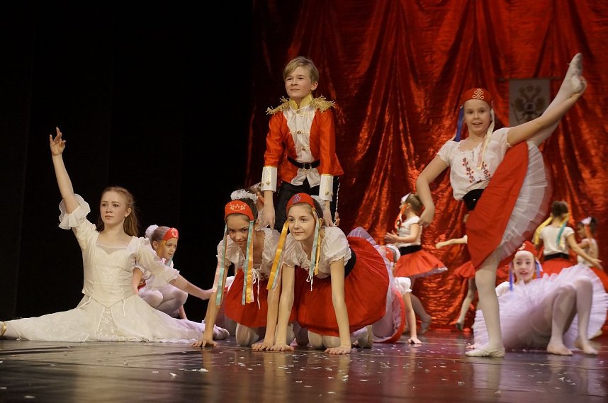 24 Jahre Tanzstudio Radeva