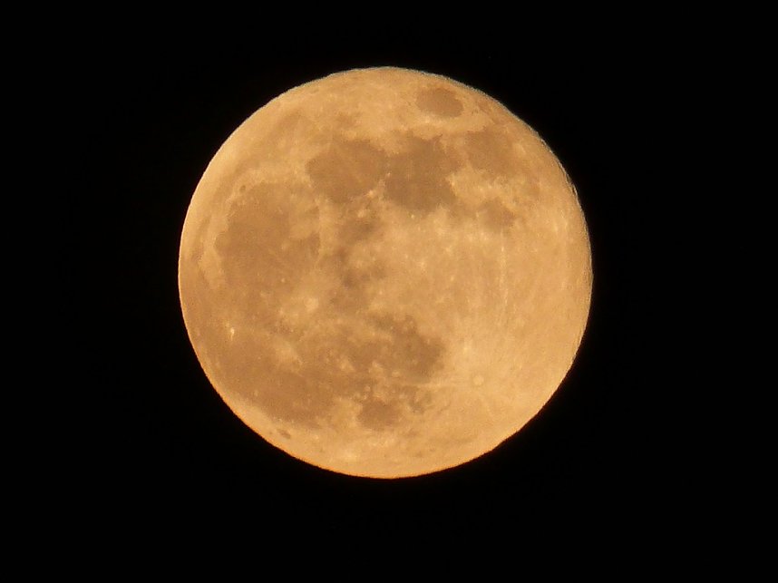 Sonne, Mond und Sterne