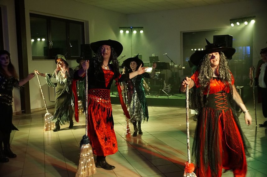 N&auml;rrisches Treiben in Urbach