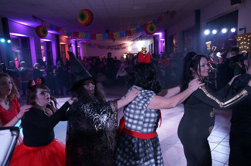 N&auml;rrisches Treiben in Urbach