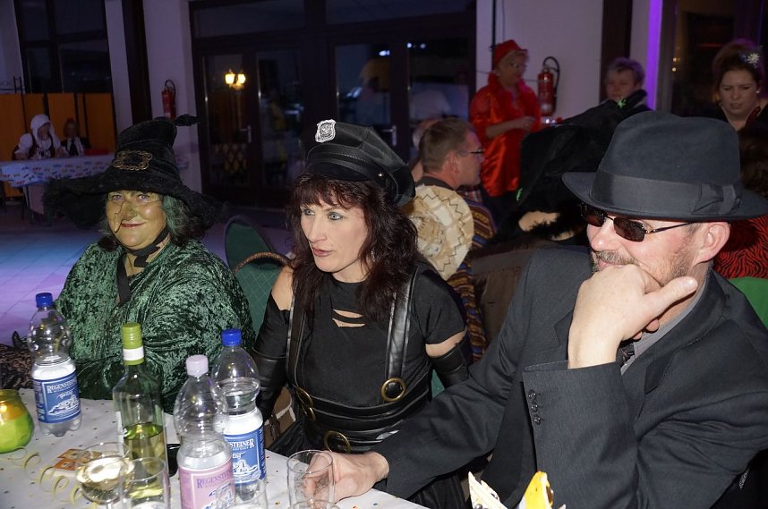 N&auml;rrisches Treiben in Urbach