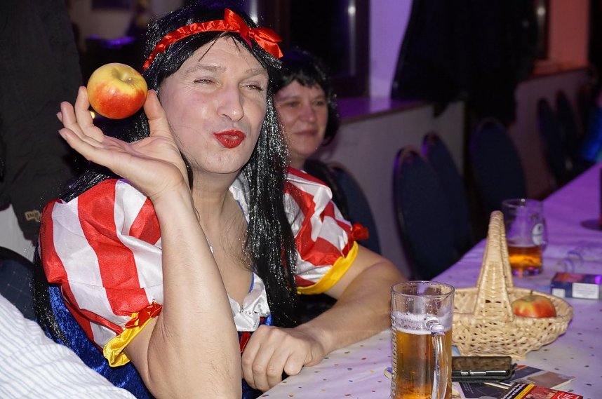 N&auml;rrisches Treiben in Urbach