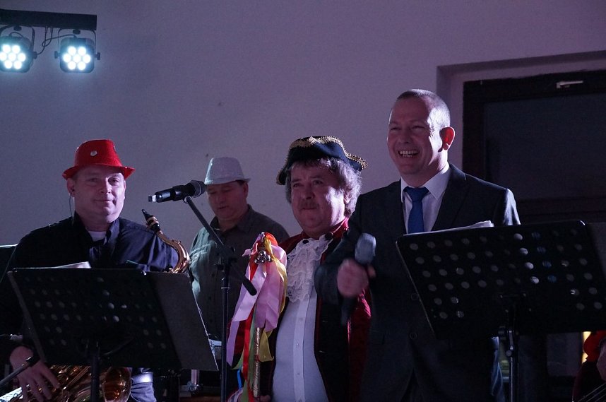 N&auml;rrisches Treiben in Urbach