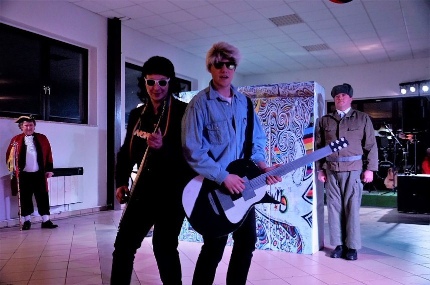 N&auml;rrisches Treiben in Urbach