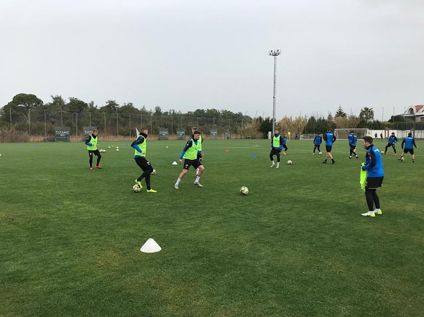 Neues aus dem Wacker-Trainingslager