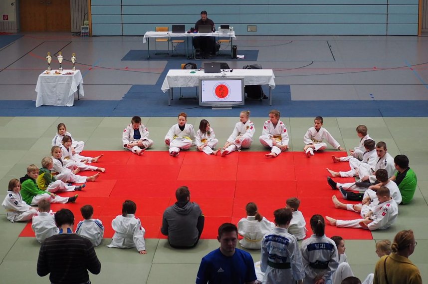 Medaillenregen durch Unterst&uuml;tzersegen