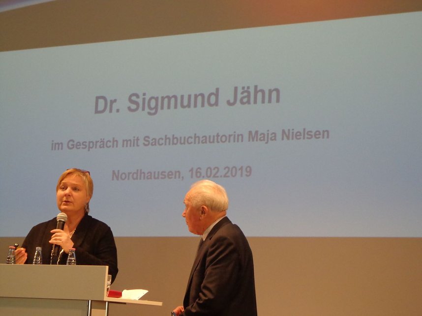 St&uuml;rmischer Empfang f&uuml;r Sigmund J&auml;hn