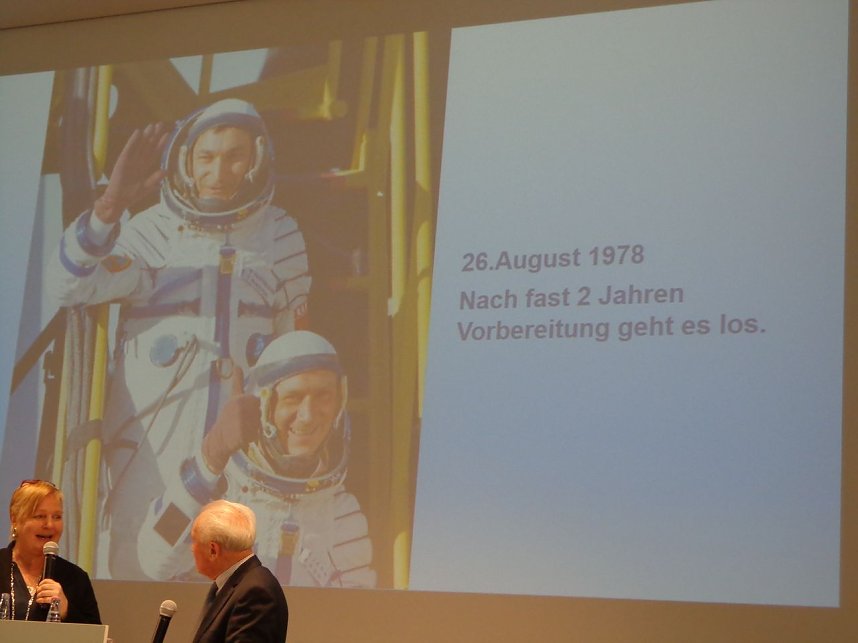 St&uuml;rmischer Empfang f&uuml;r Sigmund J&auml;hn