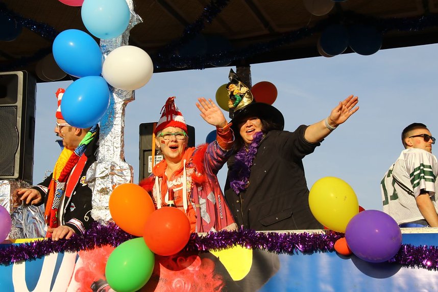 Gro&szlig;er Festumzug in Werther