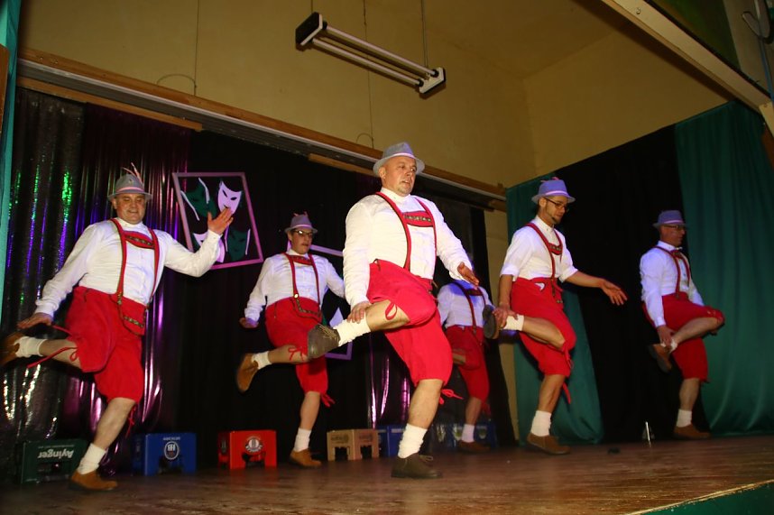 M&auml;nnerballett on Tour