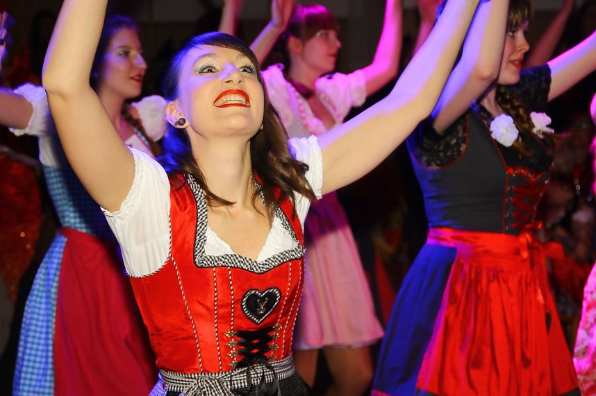 M&auml;nnerballett on Tour