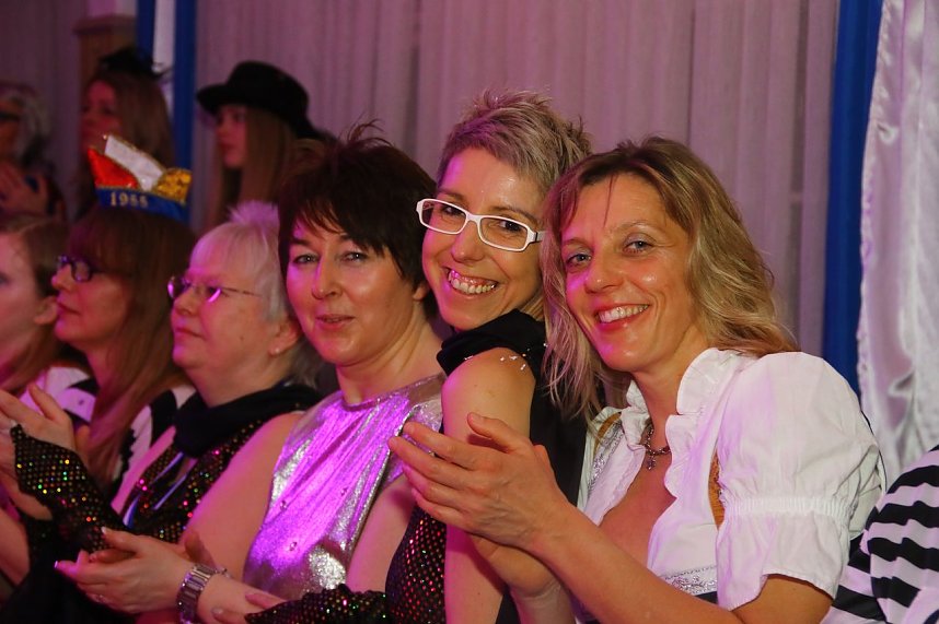 M&auml;nnerballett on Tour