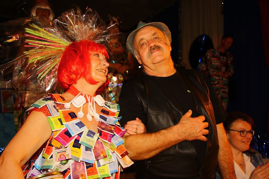 M&auml;nnerballett on Tour