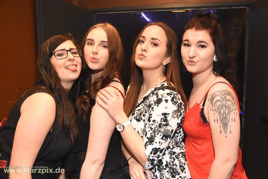 90er und 2000er Party