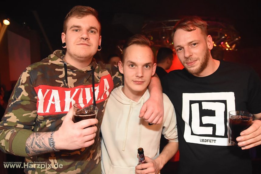 90er und 2000er Party