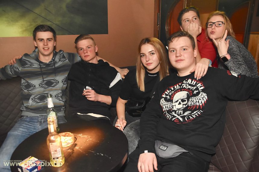 90er und 2000er Party