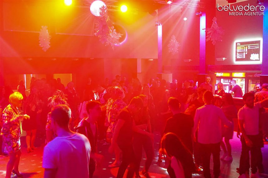 Party im Jugendclubhaus in Nordhausen - der Samstag