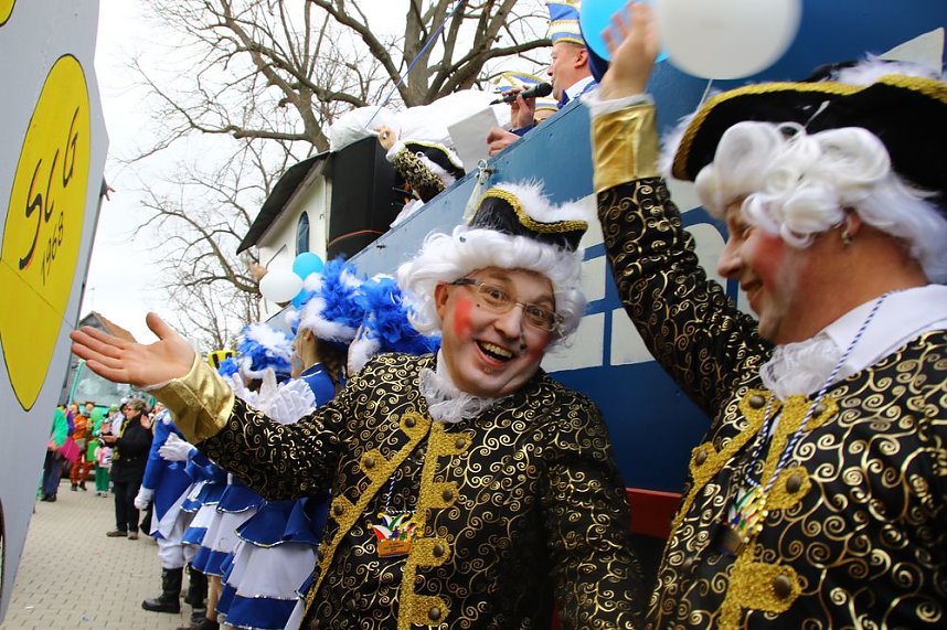 Festumzug zum 50. Jubil&auml;um in Wollersleben