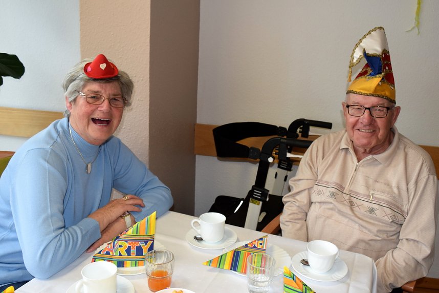 Rosenmontag im DRK-Pflegeheim