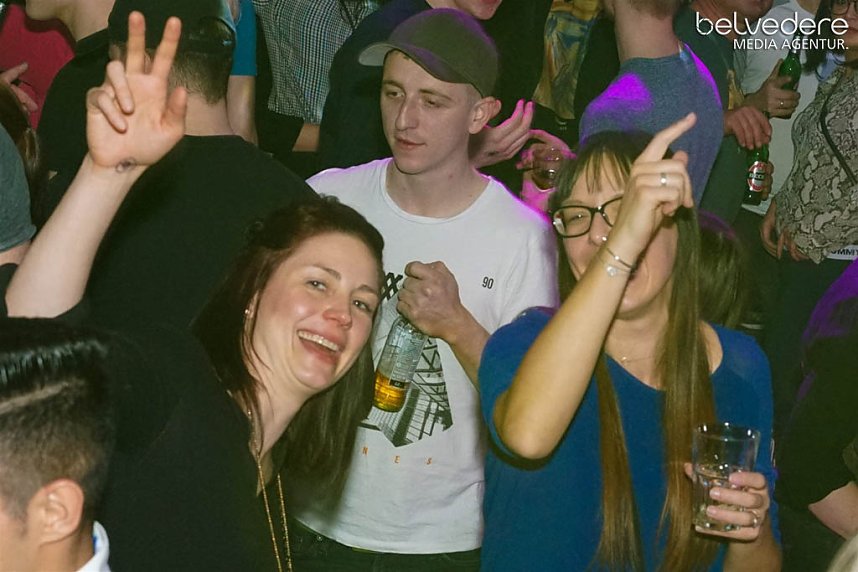 Party im Jugendclubhaus in Nordhausen - der Samstag