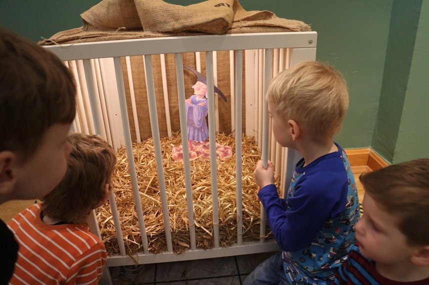 Ausflug in die weite Welt der Grimm'schen M&auml;rchen im Kunsthaus Meyenburg